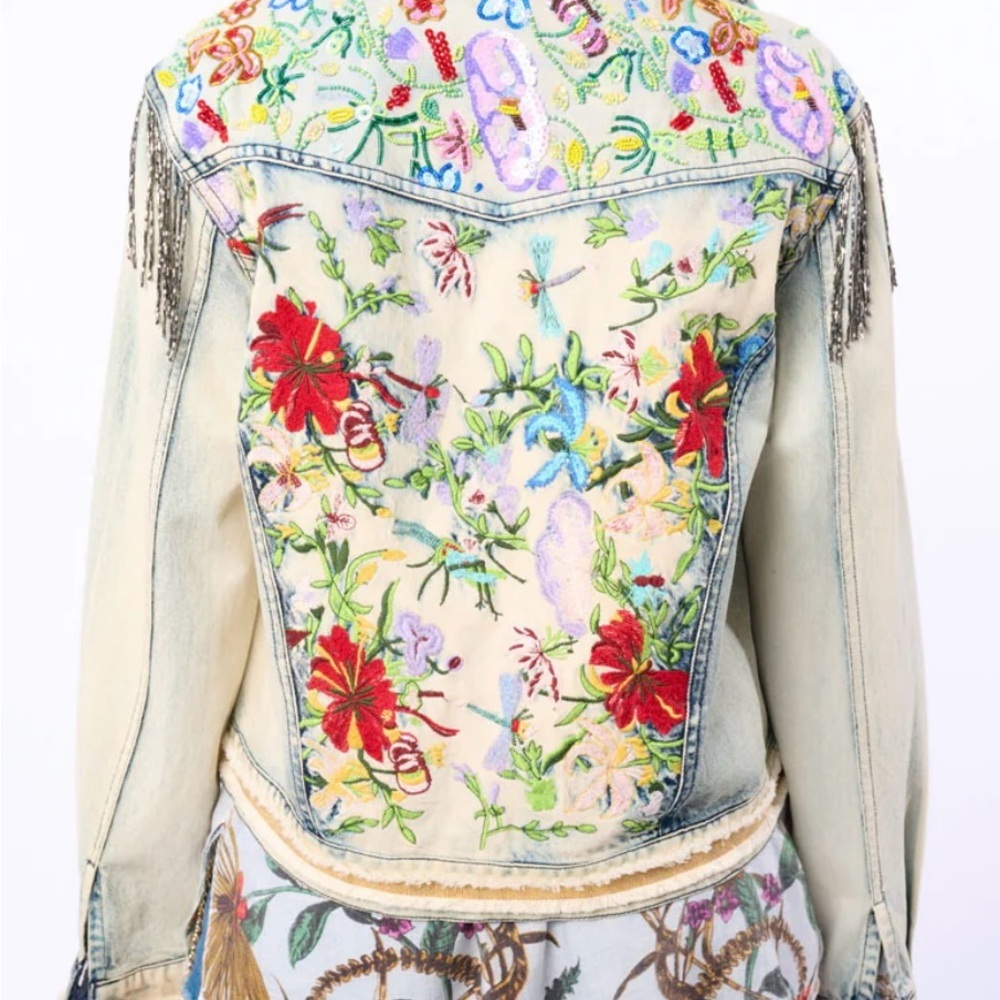 ARATTA COUNTRY QUEEN
EMBELLISHED DENIM JACKET - Picture 3 of 5